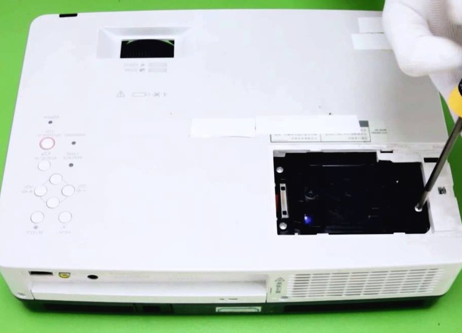 Projector Lamp Replacement vs Buying a New Projector